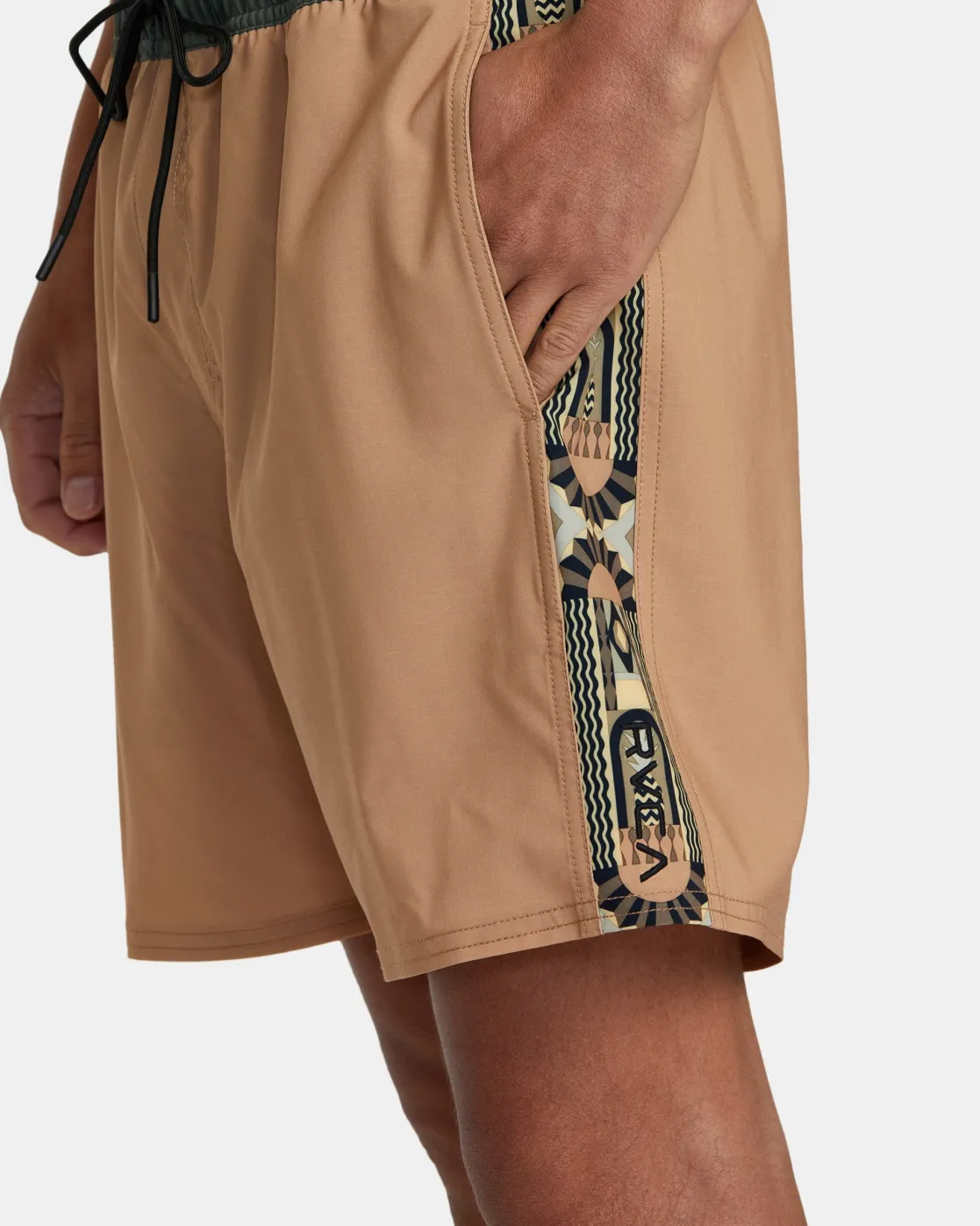 RVCA APEX ELASTIC WAIST 17" BOARDSHORTS Camel Sale