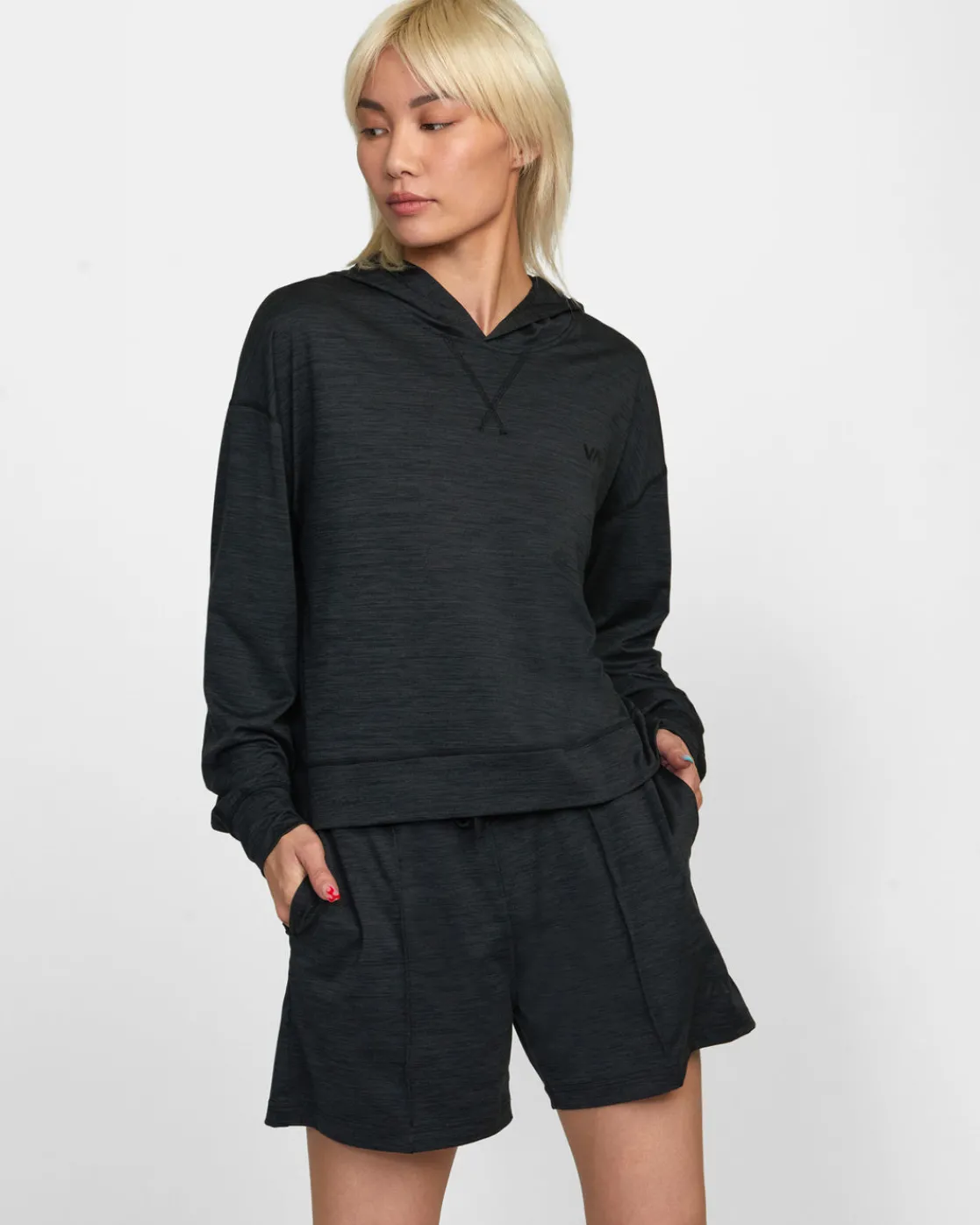 RVCA C-ABLE CROPPED WORKOUT HOODIE Black