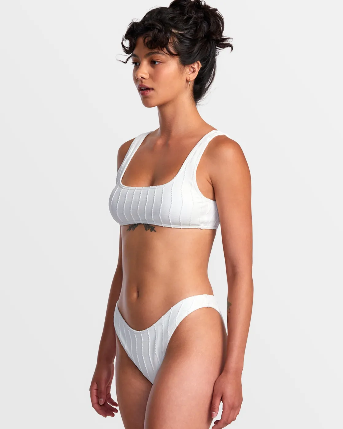 RVCA CHEVY GROOVES LACEBACK BRALETTE BIKINI TOP Whisper White Online