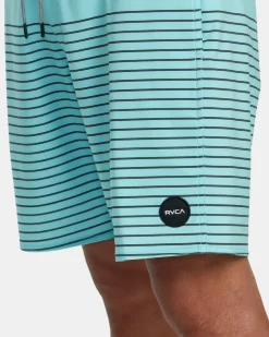 RVCA CURREN 18