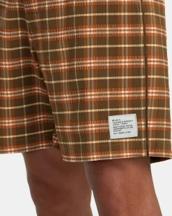 RVCA DAYTRIP BOARDSHORTS 17'' Bombay Brown New