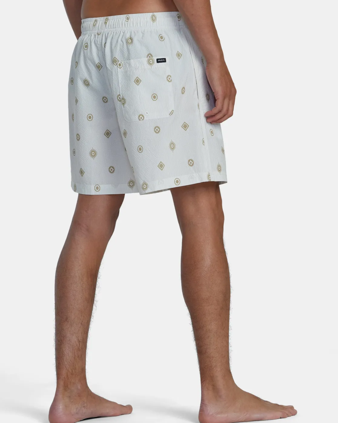 RVCA ENDLESS 17" ELASTIC WAIST SHORTS Latte