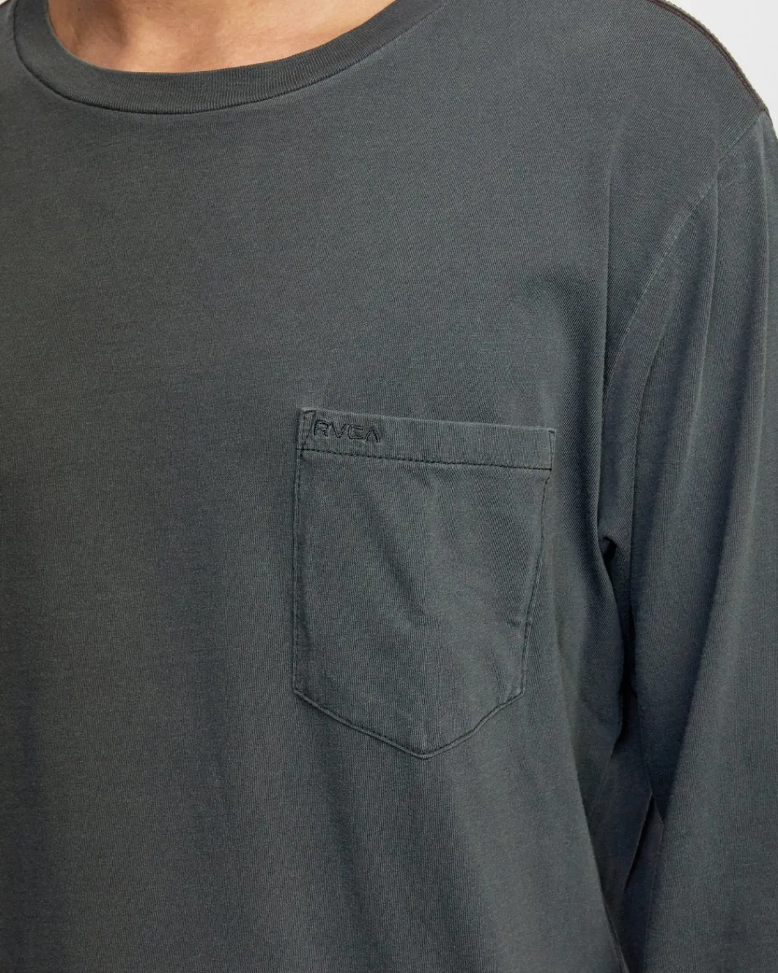 RVCA PTC PIGMENT LONG SLEEVE TEE Pirate Black Clearance