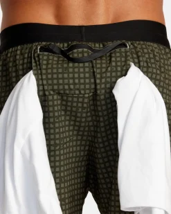 RVCA RUNNER 14