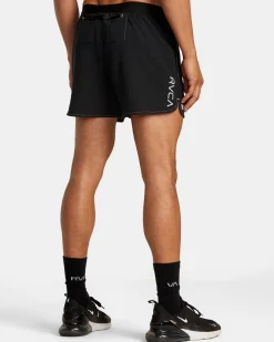 RVCA RUNNER 14