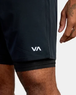 RVCA YOGGER TRAIN 2-IN-1 17